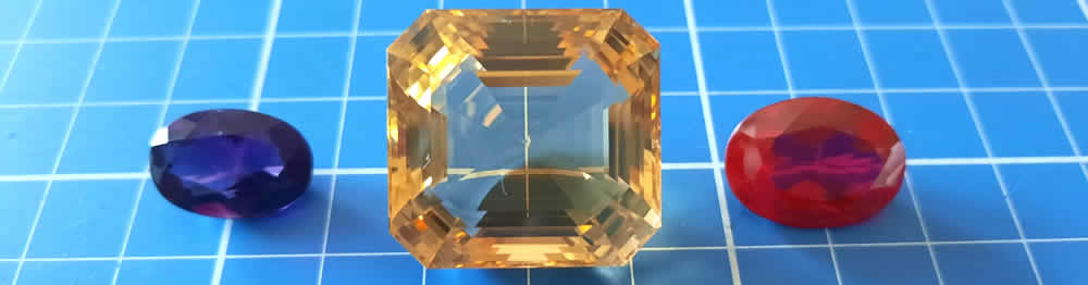 In Hamburg Edelsteine begutachten lassen